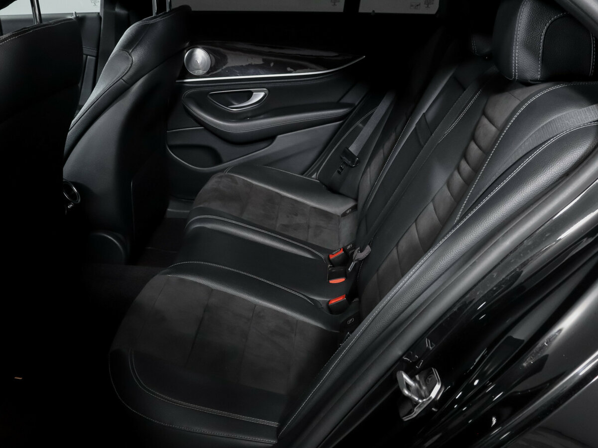 Mercedes-Benz E-Класс с пробегом — 2017 год. Фото: #9