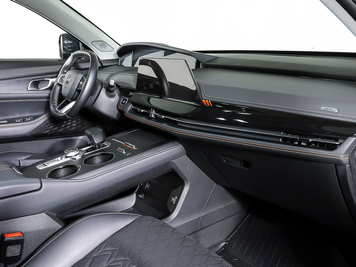 Changan UNI-K с пробегом — 2023 год. Фото: #9