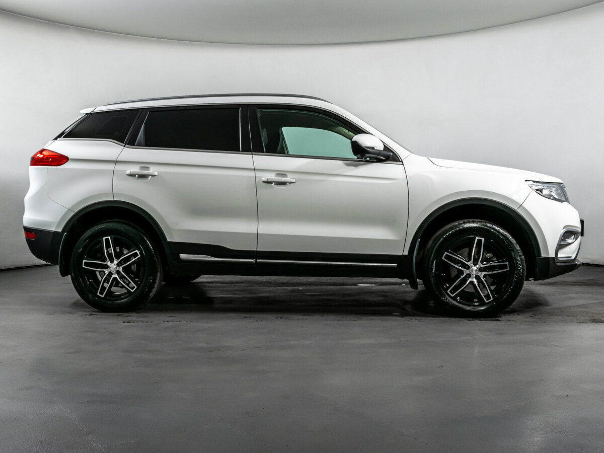 Geely Atlas с пробегом — 2019 год. Фото: #3