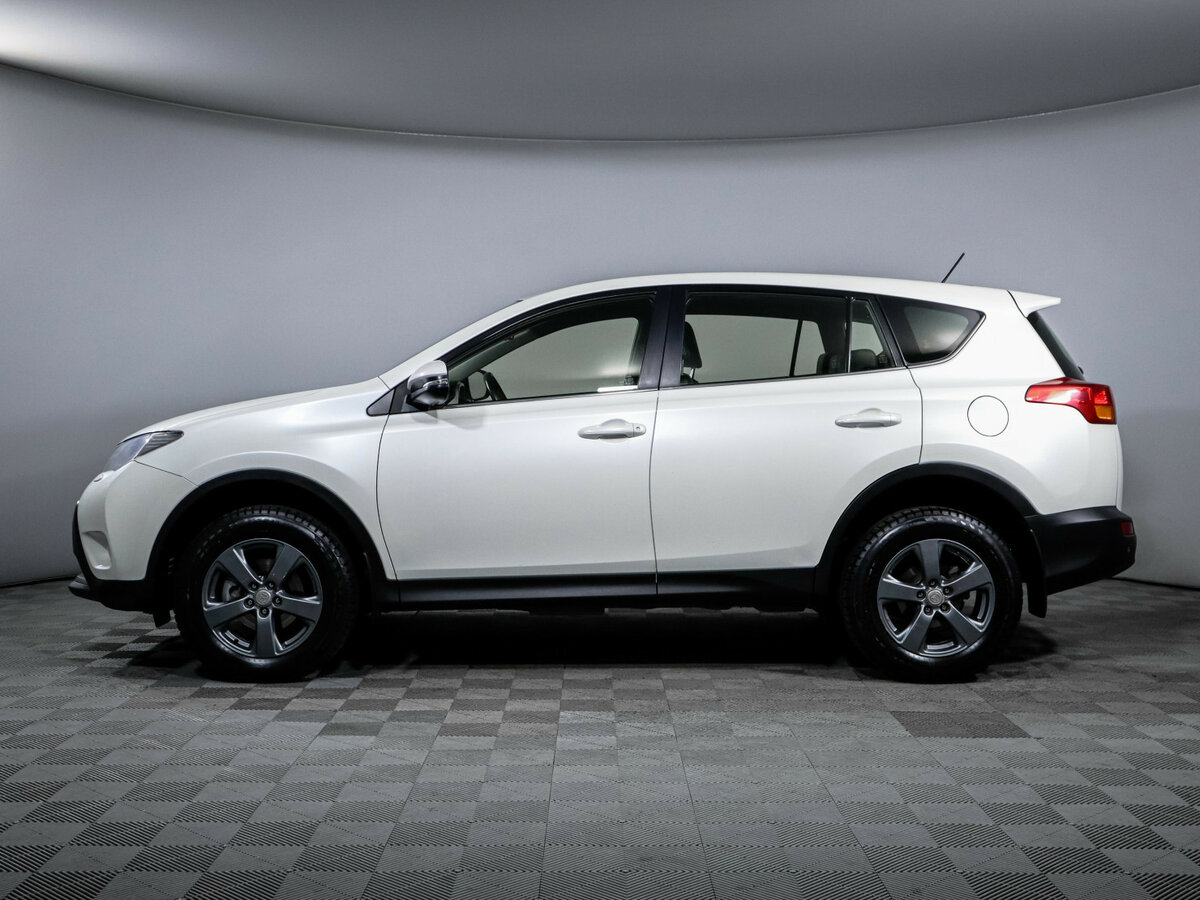 Toyota RAV4 с пробегом — 2013 год. Фото: #7