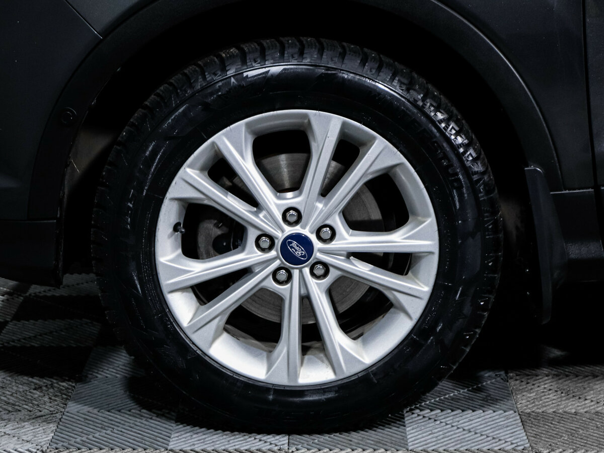 Ford Kuga с пробегом — 2017 год. Фото: #13