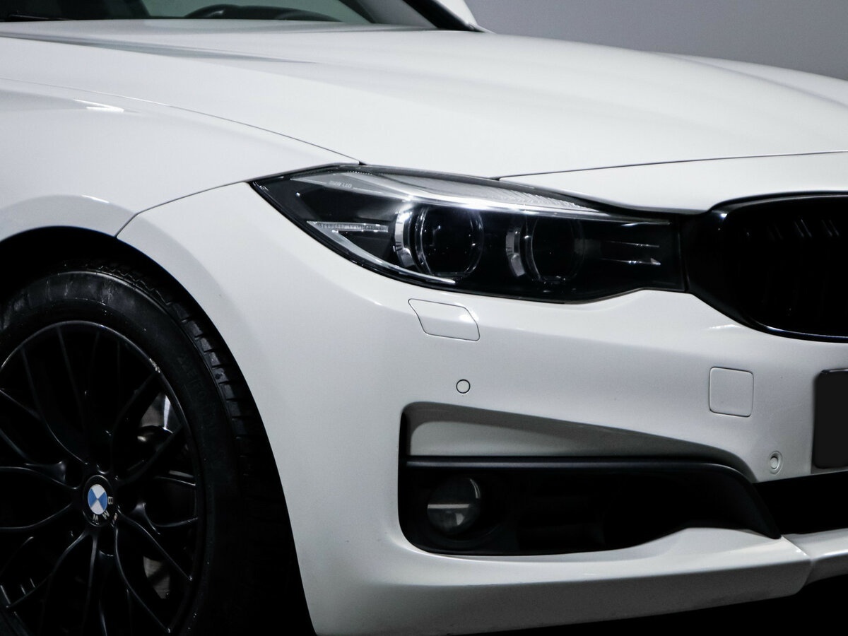 BMW 3 серии с пробегом — 2018 год. Фото: #15