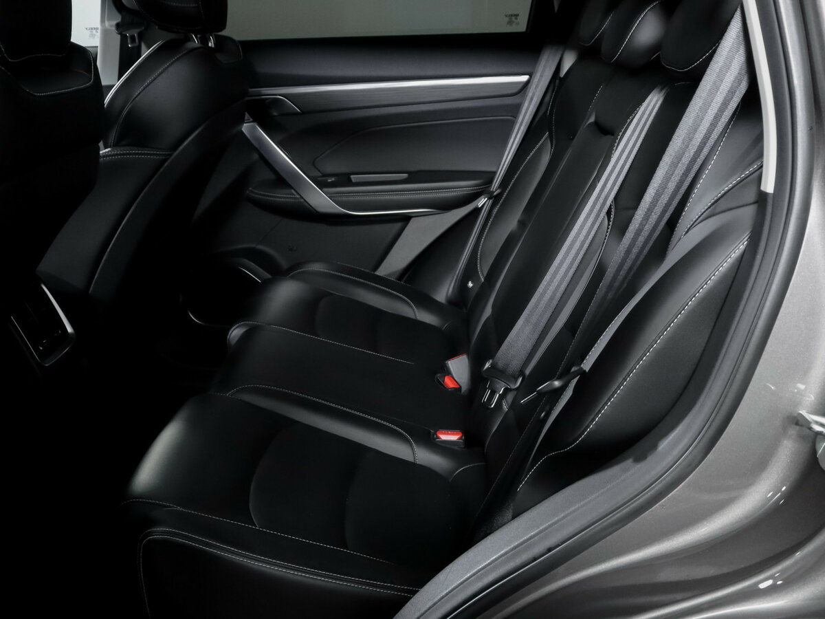 Geely Atlas Pro с пробегом — 2023 год. Фото: #9