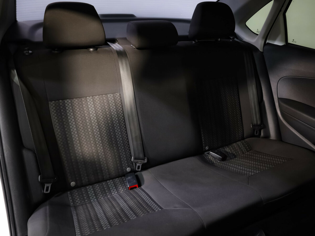 Volkswagen Polo с пробегом — 2018 год. Фото: #15