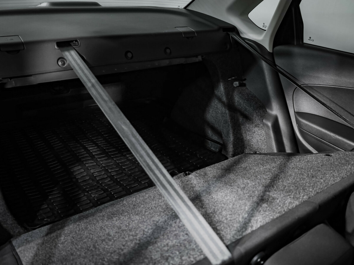 Volkswagen Polo с пробегом — 2018 год. Фото: #18