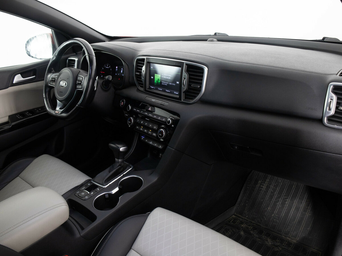 Kia Sportage с пробегом — 2016 год. Фото: #14