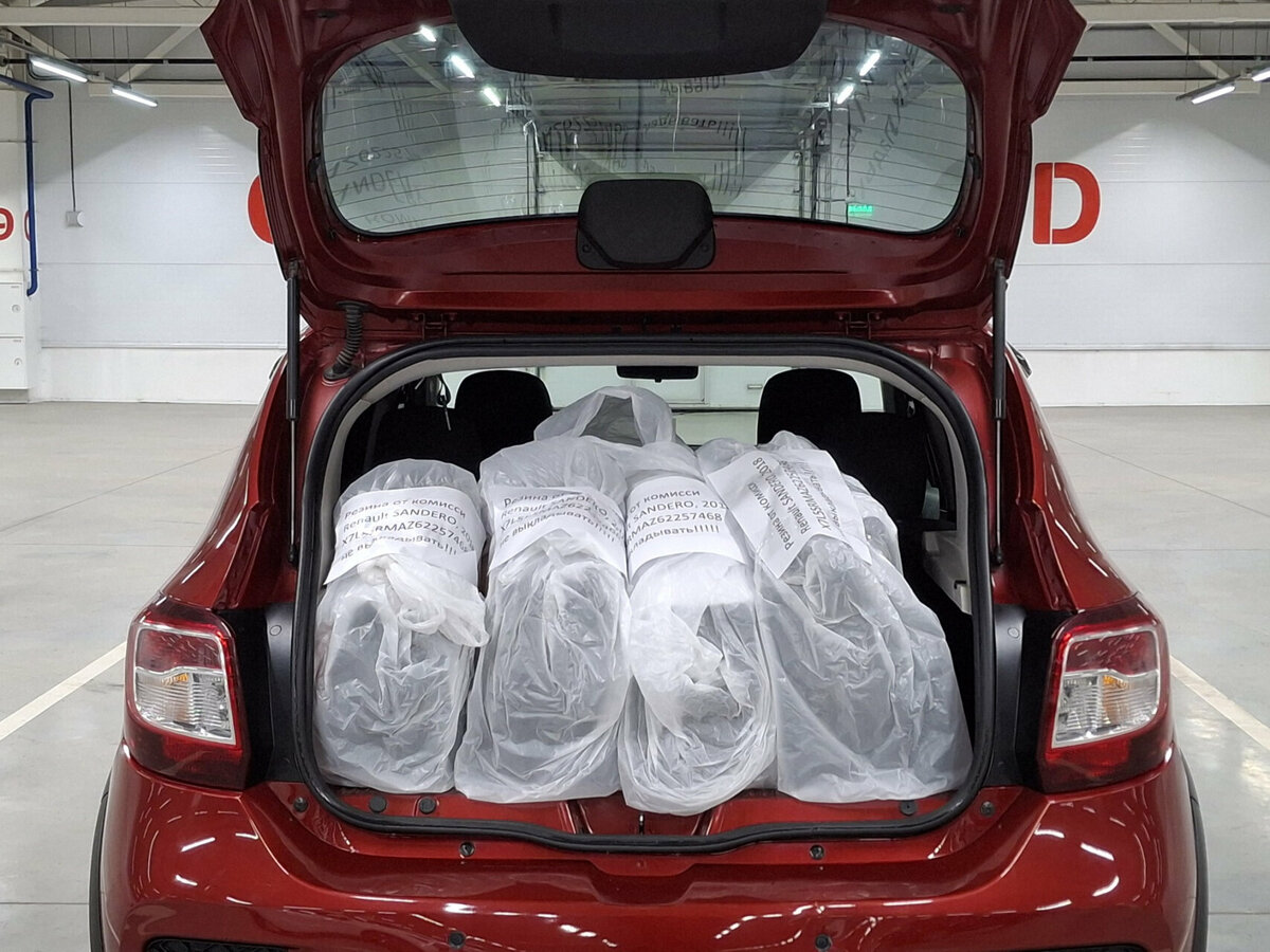 Renault Sandero с пробегом — 2018 год. Фото: #9