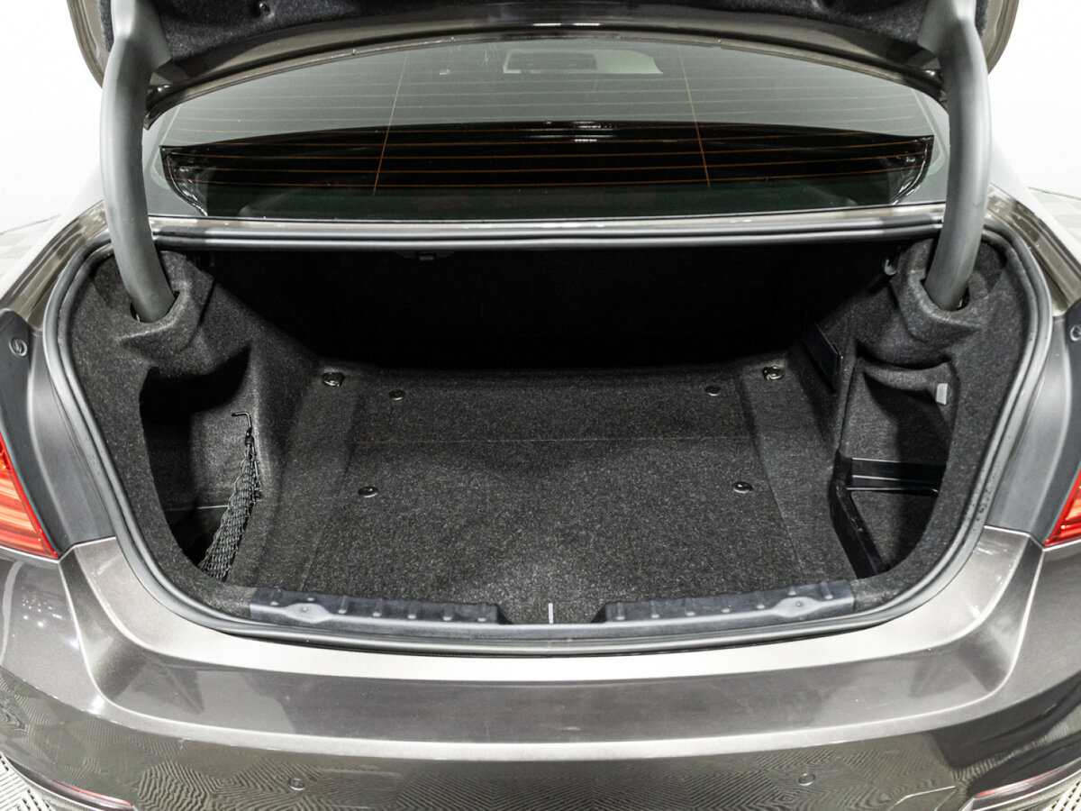 BMW 3 серии с пробегом — 2015 год. Фото: #14