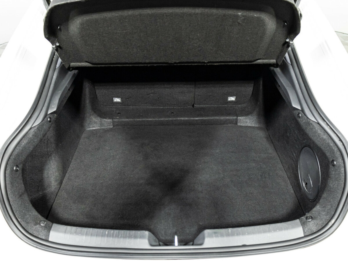 Changan UNI-V с пробегом — 2024 год. Фото: #23