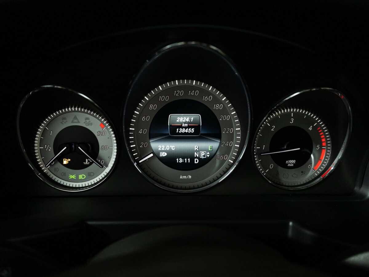 Mercedes-Benz GLK-Класс с пробегом — 2014 год. Фото: #11