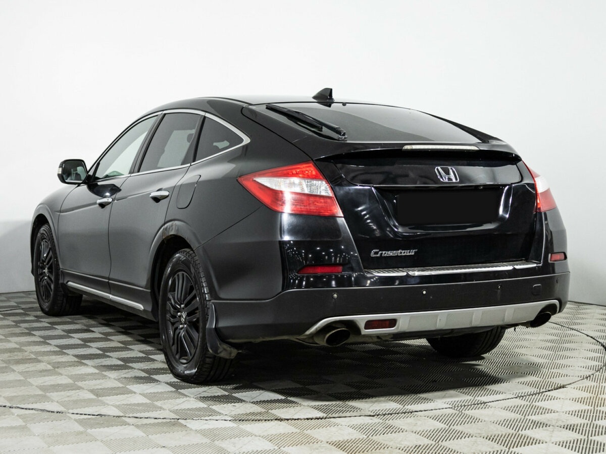 Honda Crosstour с пробегом — 2014 год. Фото: #5