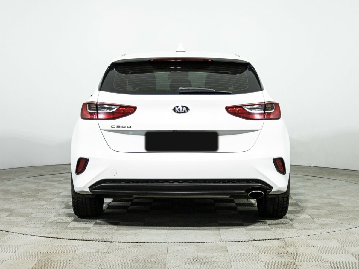 Kia Ceed с пробегом — 2018 год. Фото: #5