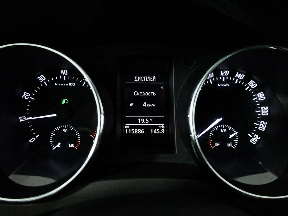 Skoda Yeti с пробегом — 2013 год. Фото: #11