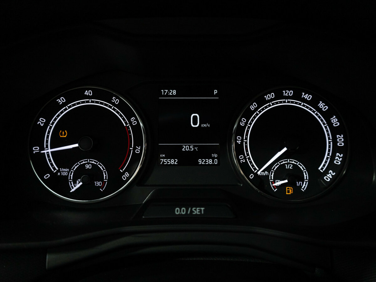 Skoda Rapid с пробегом — 2022 год. Фото: #11