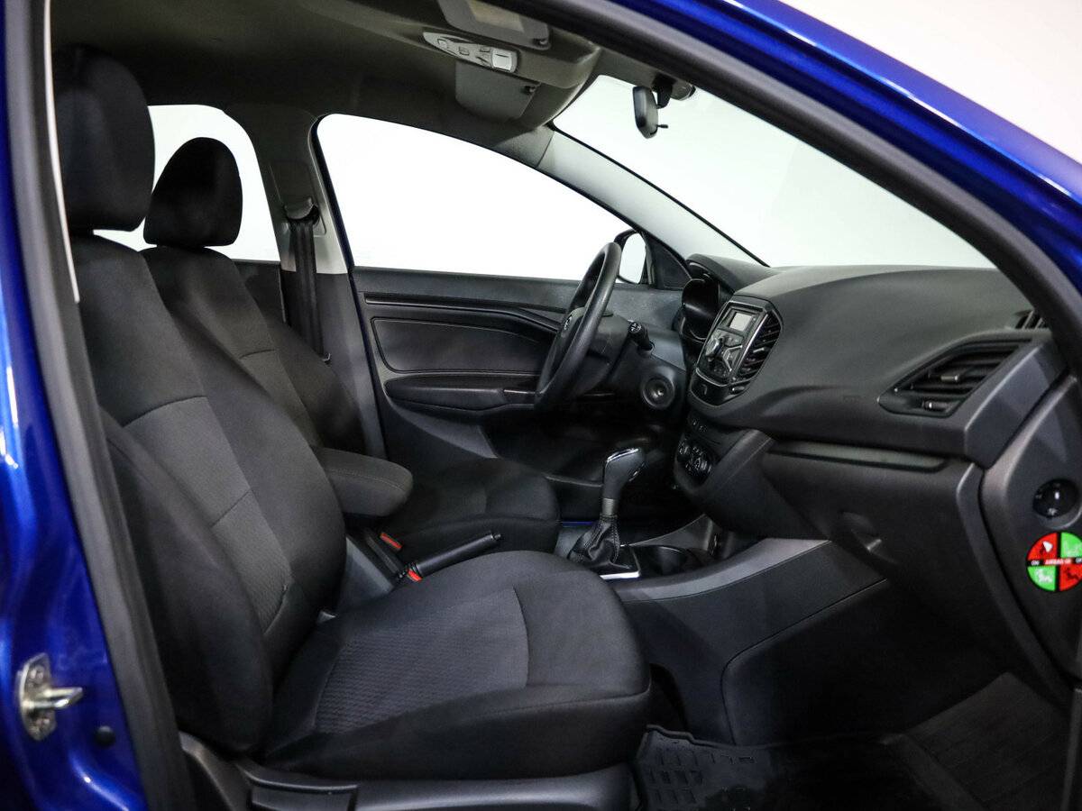 Lada (ВАЗ) Vesta с пробегом — 2020 год. Фото: #18