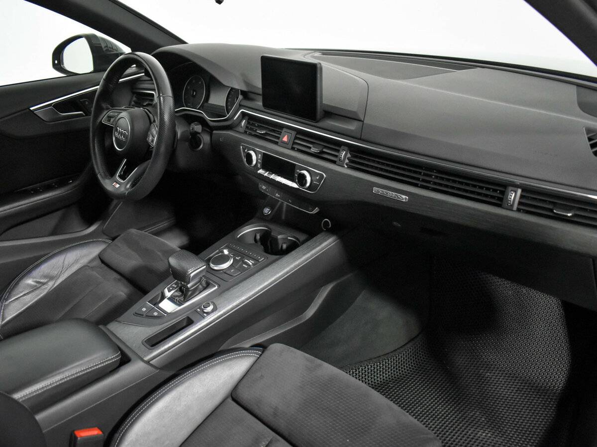 Audi A4 с пробегом — 2017 год. Фото: #11
