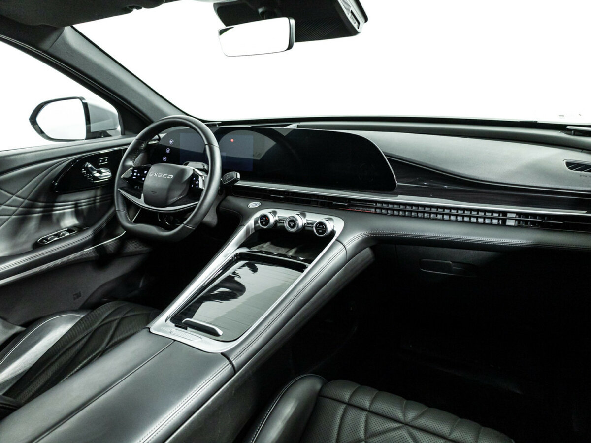 EXEED RX с пробегом — 2023 год. Фото: #8