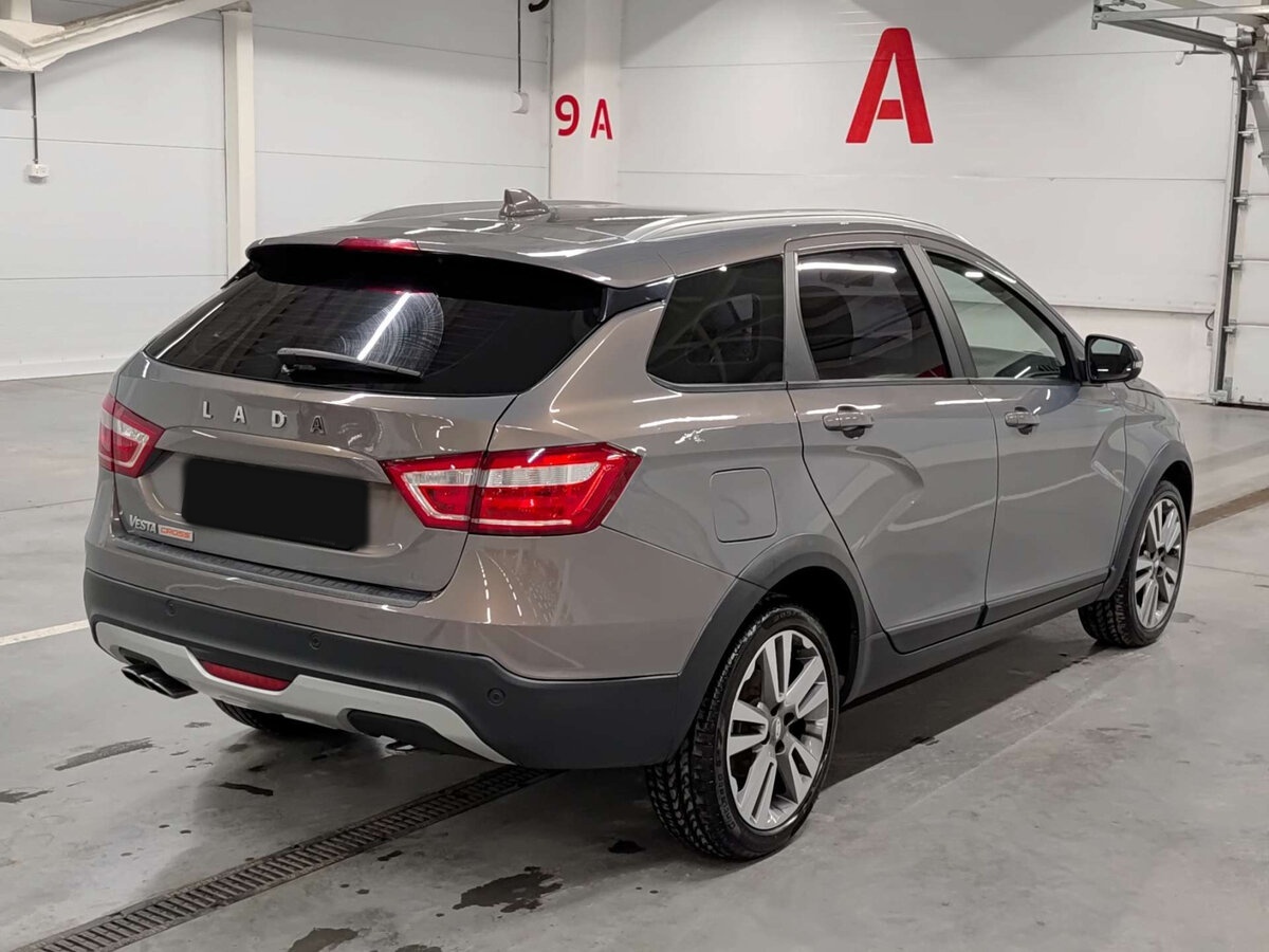 Lada (ВАЗ) Vesta с пробегом — 2019 год. Фото: #4