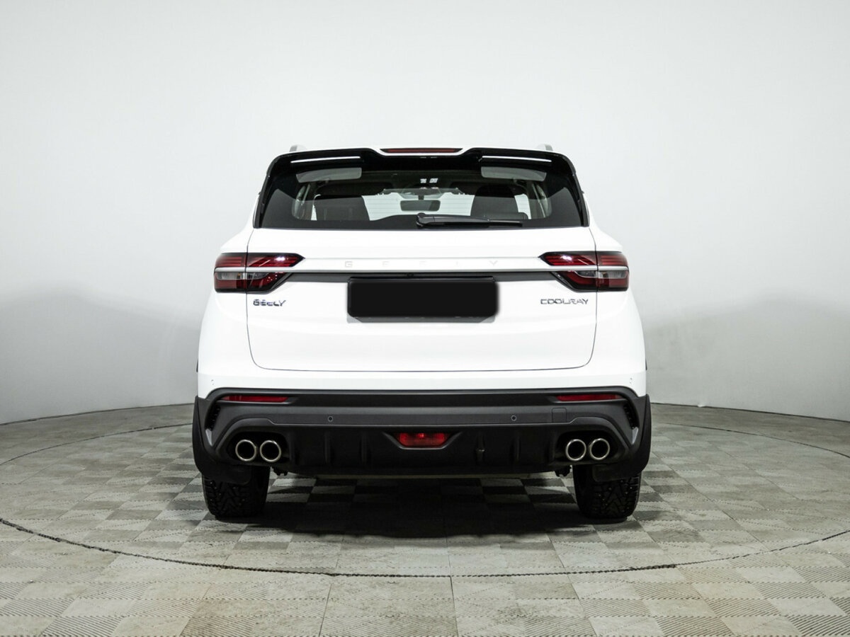 Geely Coolray с пробегом — 2023 год. Фото: #4