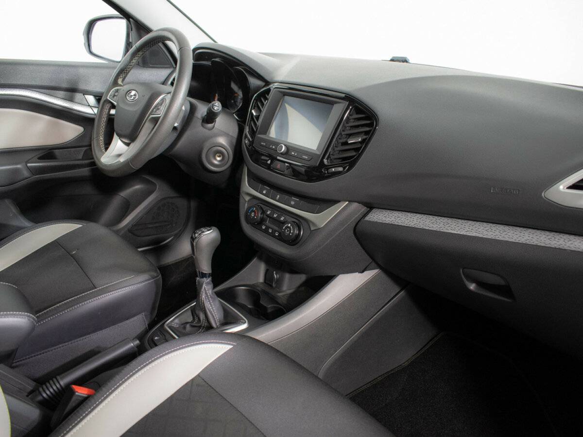 Lada (ВАЗ) Vesta с пробегом — 2021 год. Фото: #8