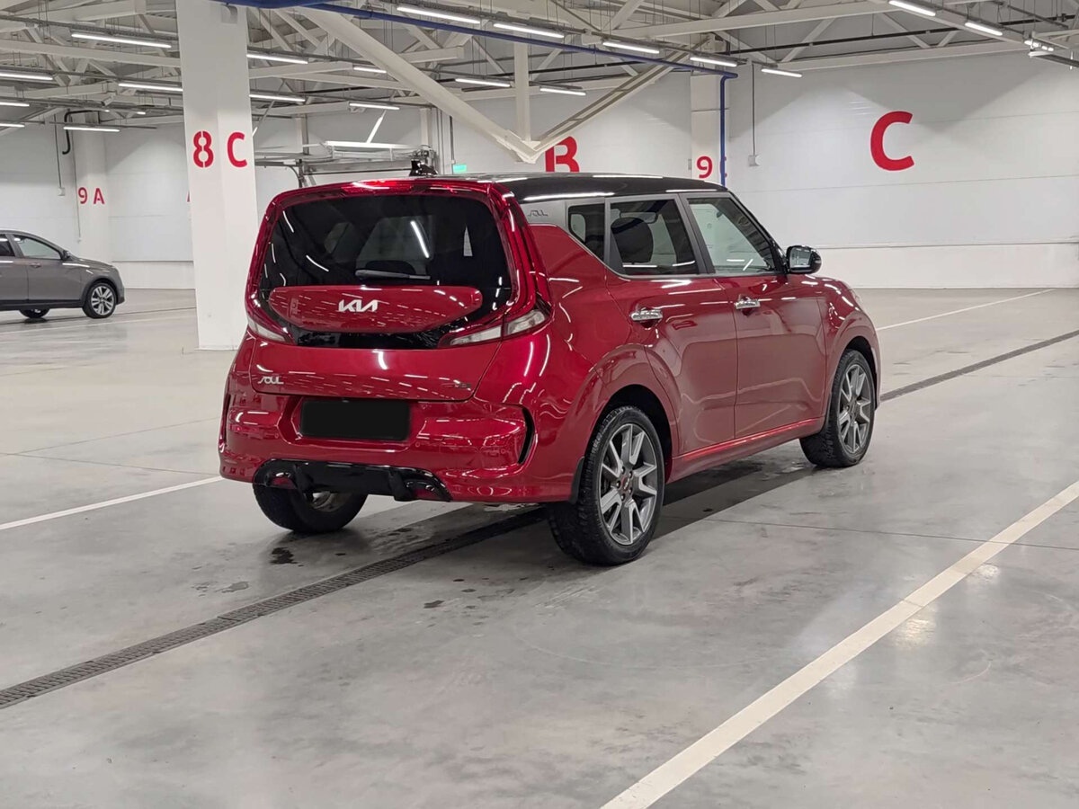 Kia Soul с пробегом — 2022 год. Фото: #4