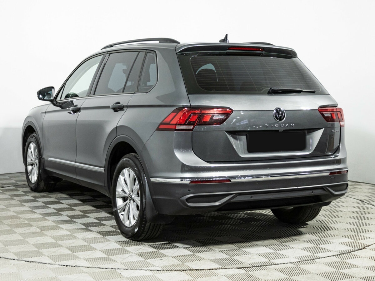 Volkswagen Tiguan с пробегом — 2022 год. Фото: #6