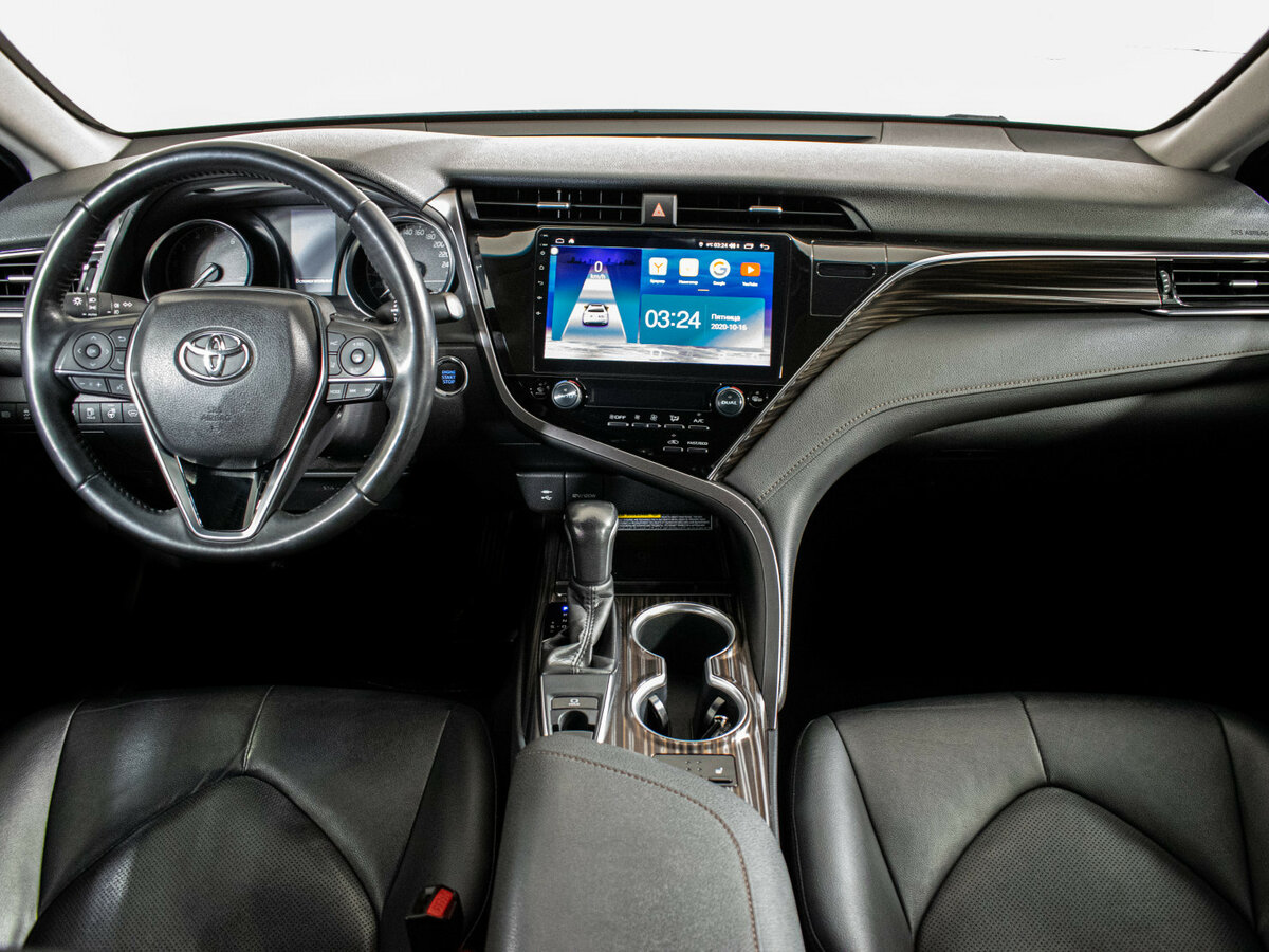 Toyota Camry с пробегом — 2020 год. Фото: #8
