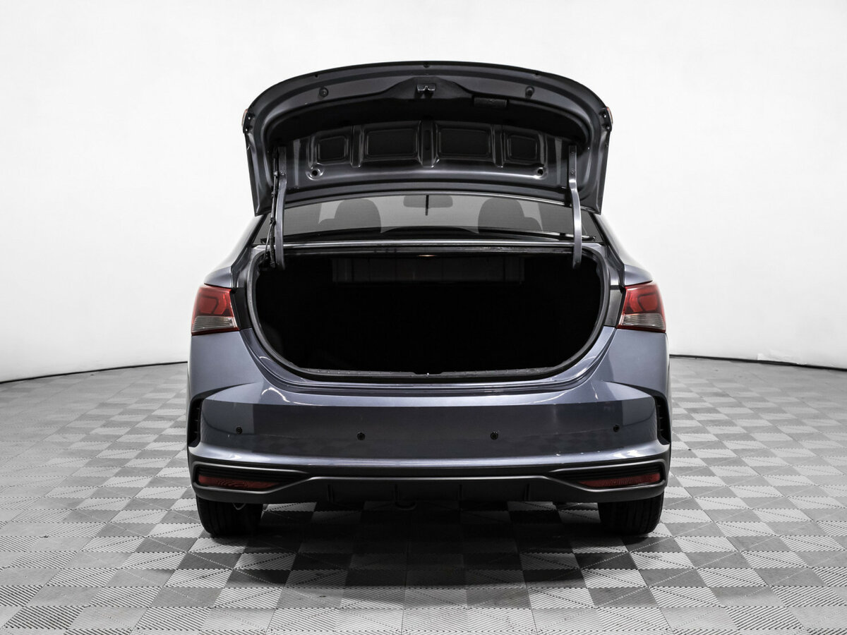 Hyundai Solaris с пробегом — 2021 год. Фото: #13