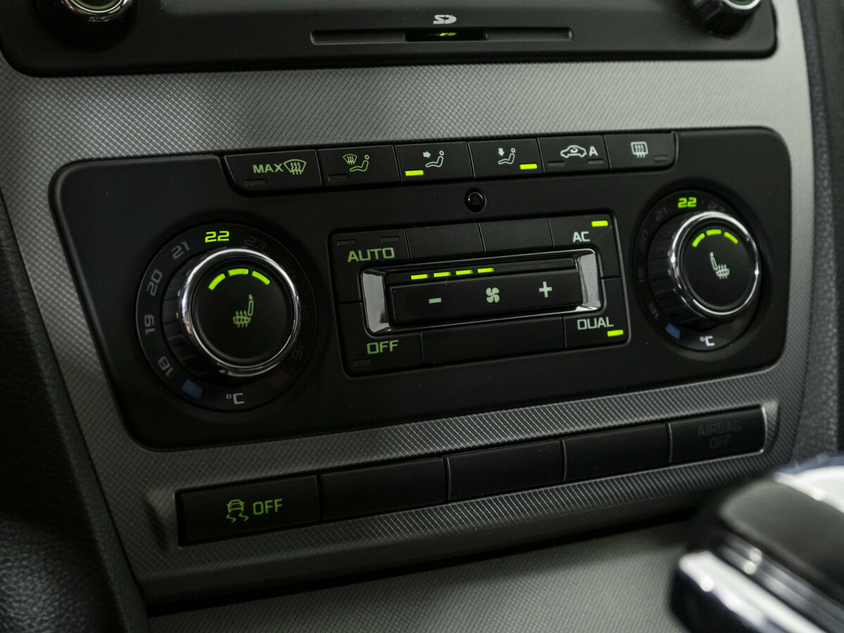 Skoda Octavia с пробегом — 2013 год. Фото: #9