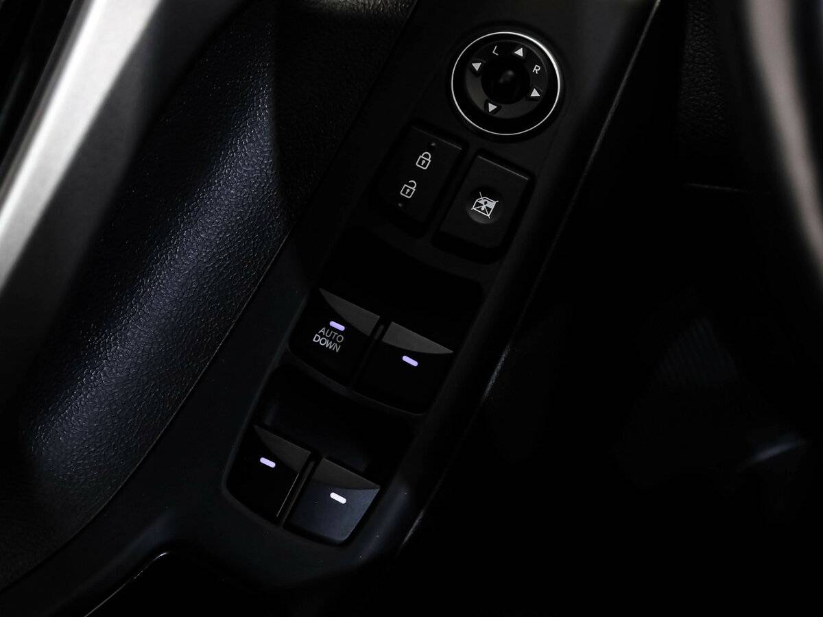 Hyundai Elantra с пробегом — 2015 год. Фото: #12