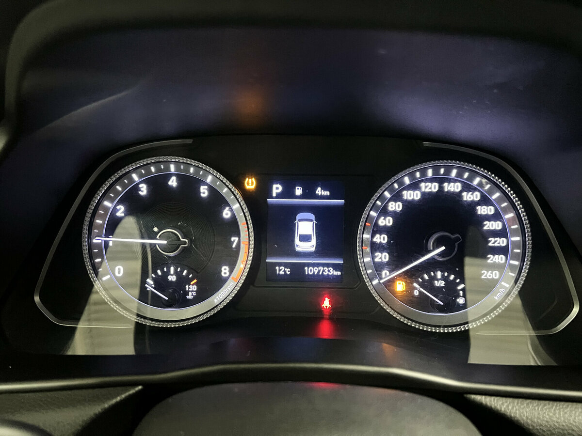 Hyundai Sonata с пробегом — 2020 год. Фото: #12