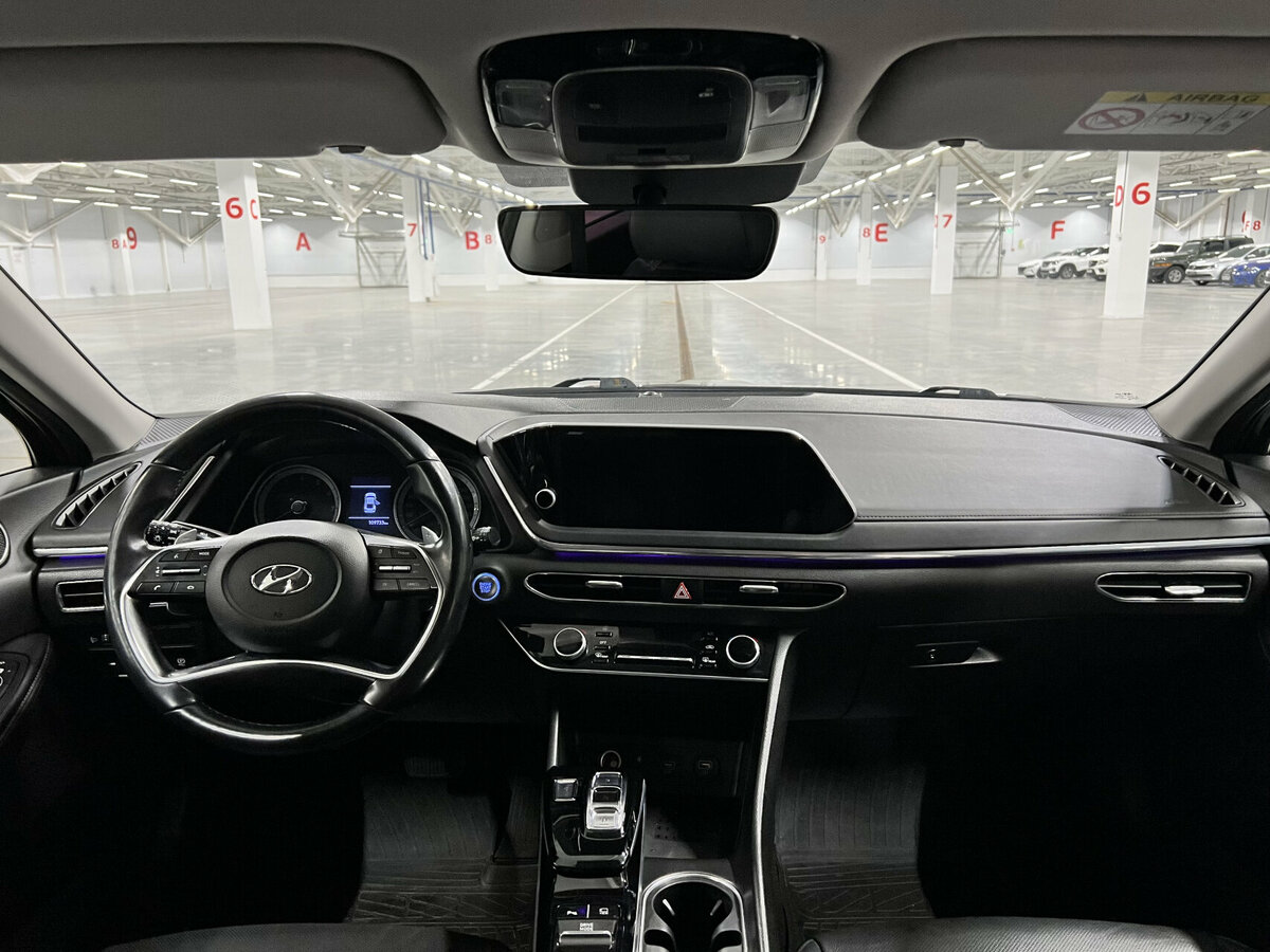 Hyundai Sonata с пробегом — 2020 год. Фото: #13