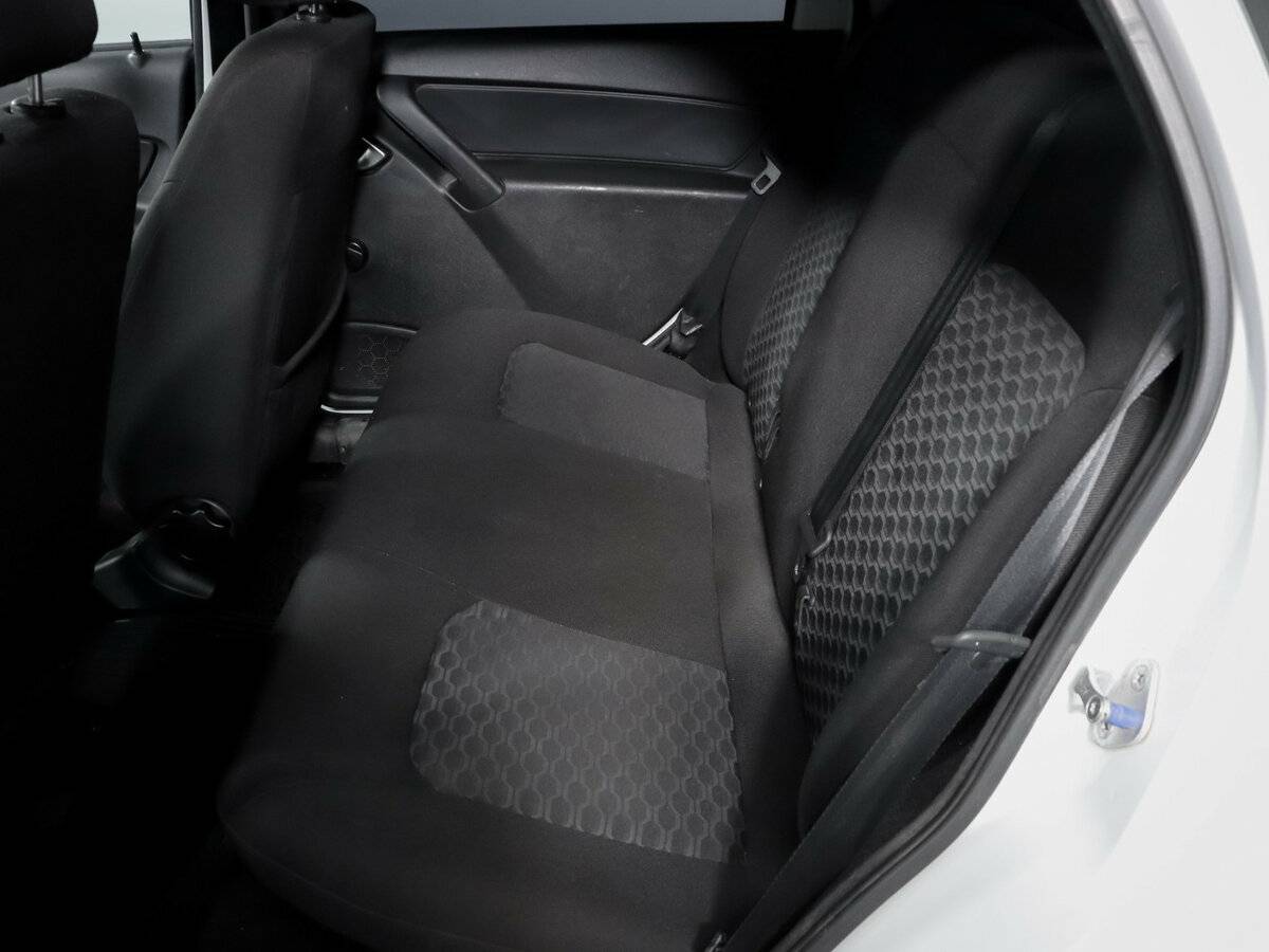 Lada (ВАЗ) Granta с пробегом — 2023 год. Фото: #7