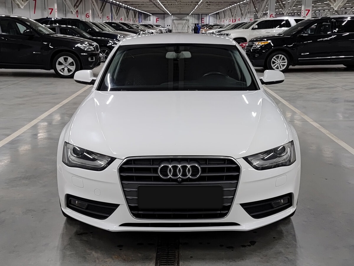 Audi A4 с пробегом — 2012 год. Фото: #1