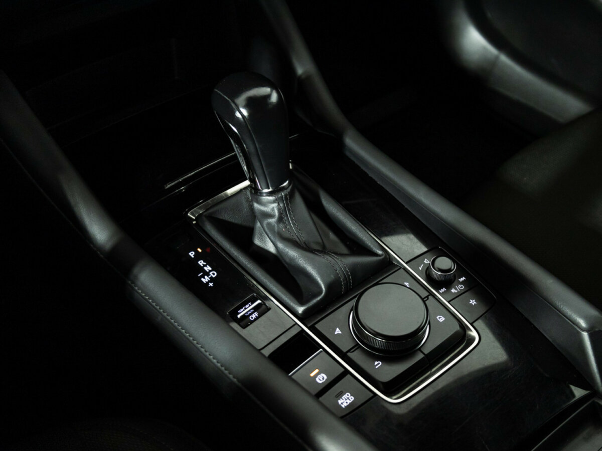 Mazda 3 с пробегом — 2019 год. Фото: #16