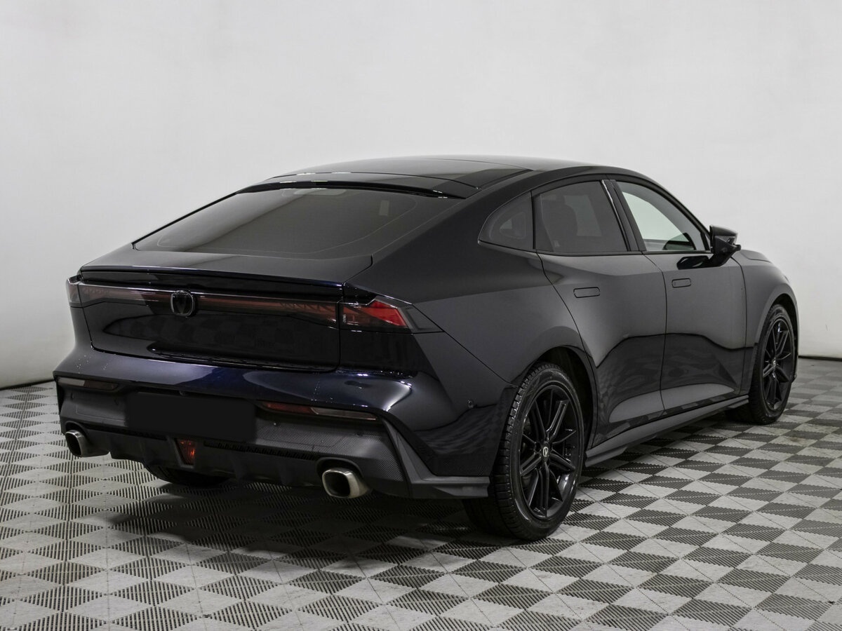 Changan UNI-V с пробегом — 2023 год. Фото: #4