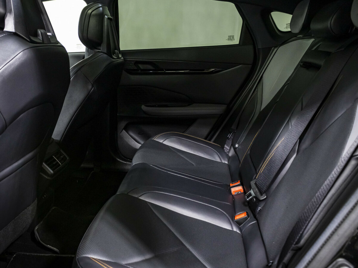 Changan UNI-V с пробегом — 2023 год. Фото: #12