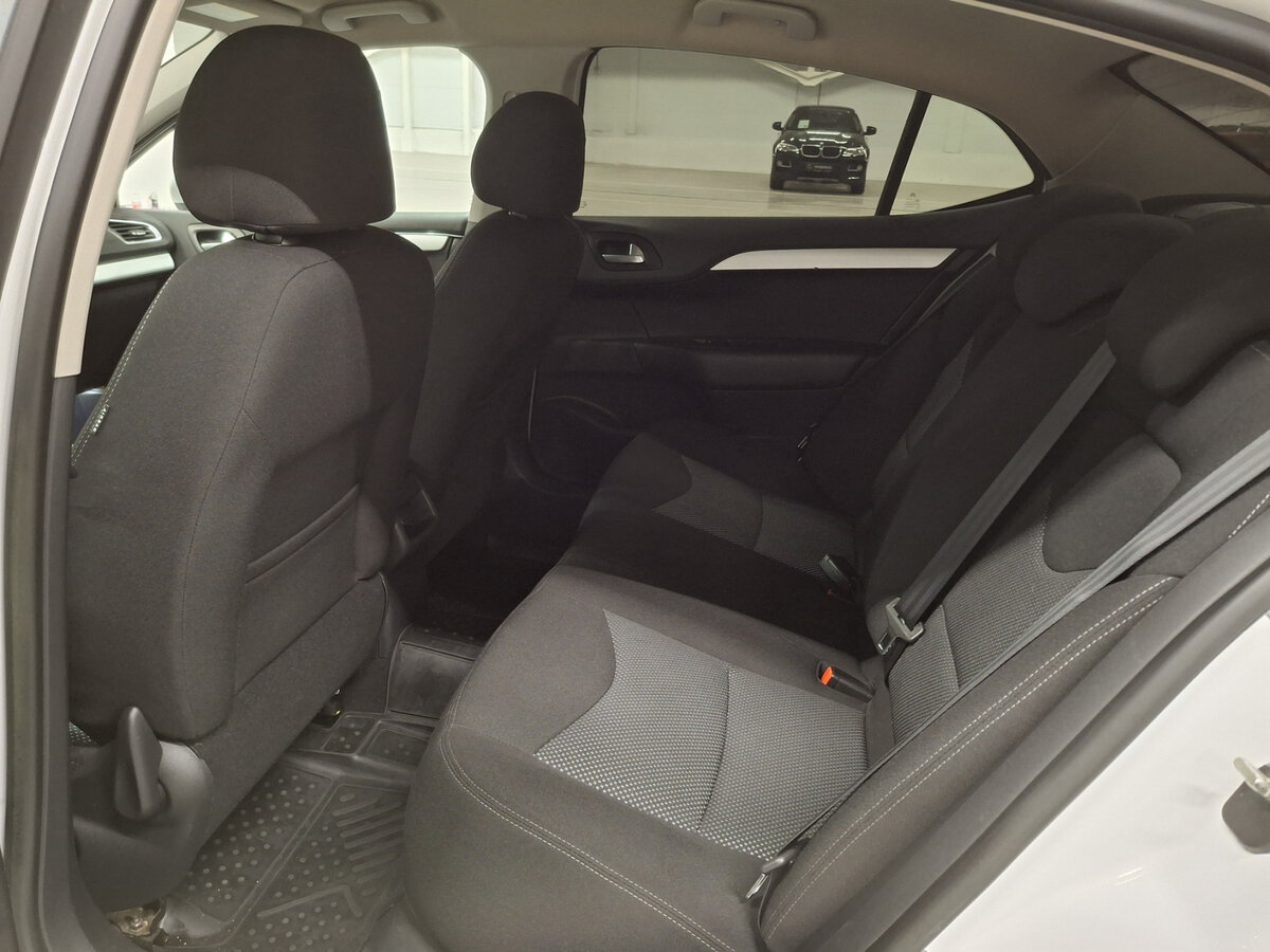 Citroen C4 с пробегом — 2013 год. Фото: #11