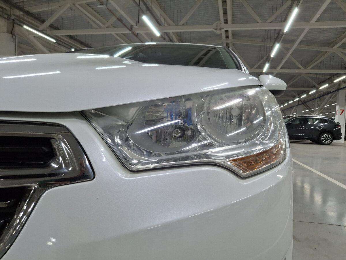 Citroen C4 с пробегом — 2013 год. Фото: #16