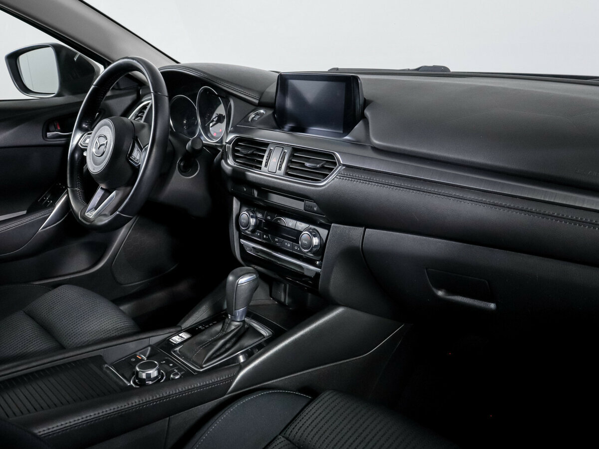Mazda 6 с пробегом — 2016 год. Фото: #6