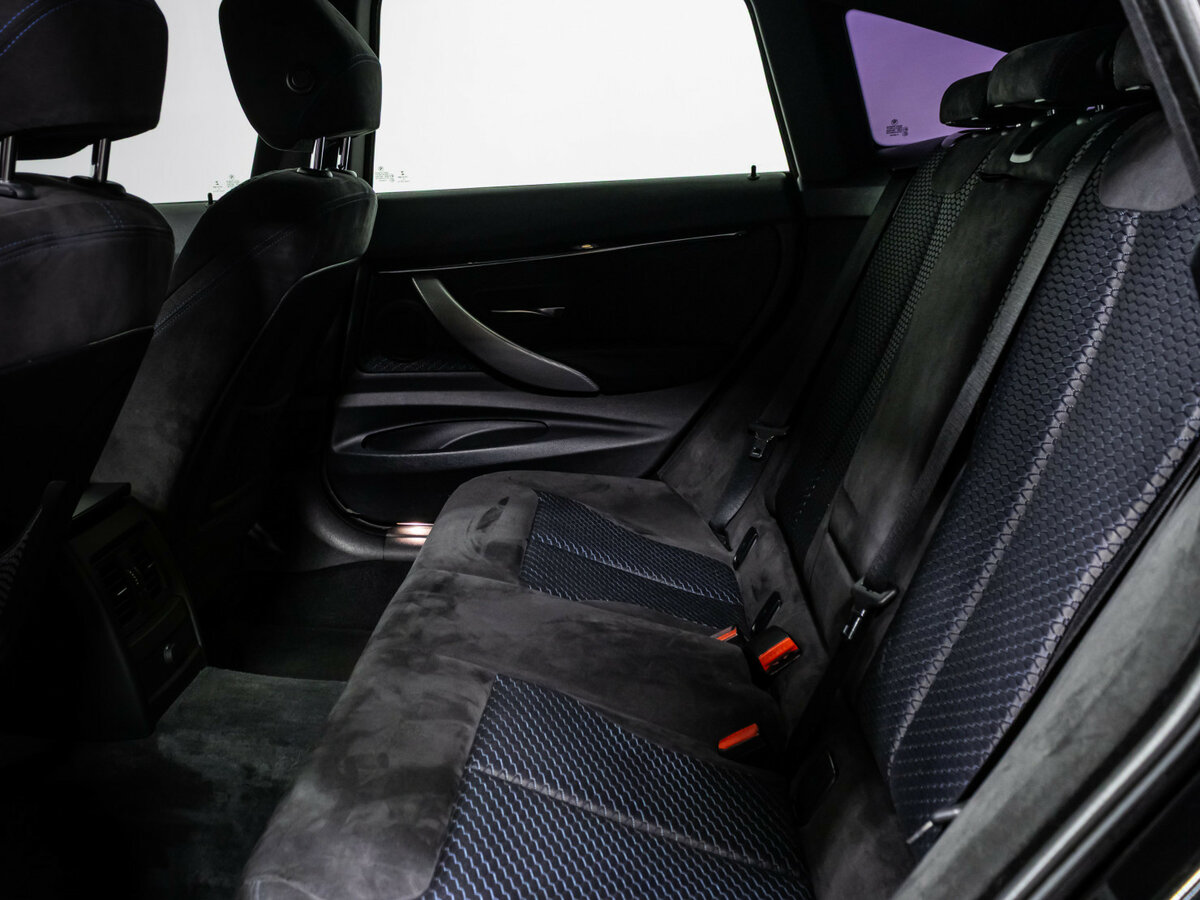 BMW 3 серии с пробегом — 2015 год. Фото: #10