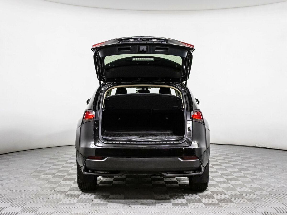 Lexus NX с пробегом — 2014 год. Фото: #14