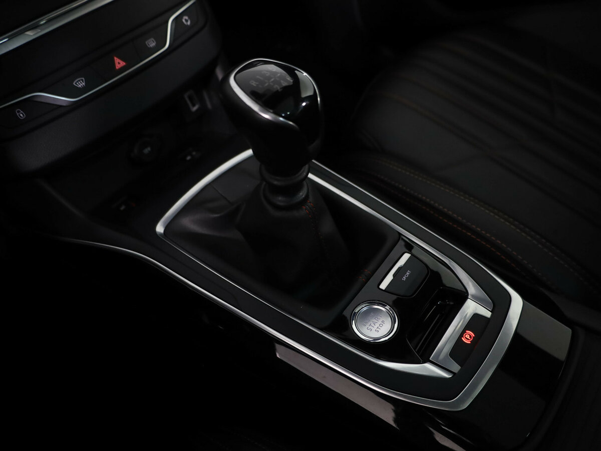 Peugeot 308 с пробегом — 2019 год. Фото: #11