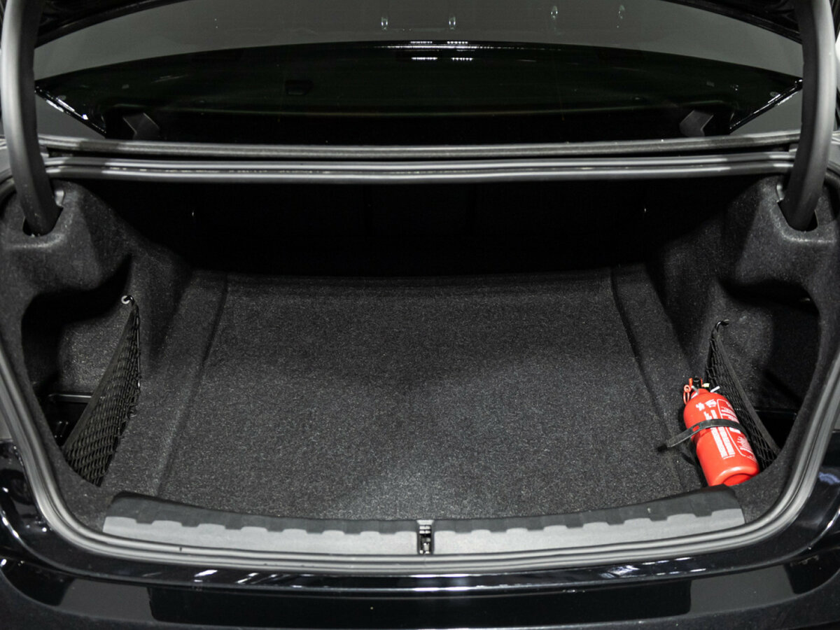 BMW 3 серии с пробегом — 2019 год. Фото: #18