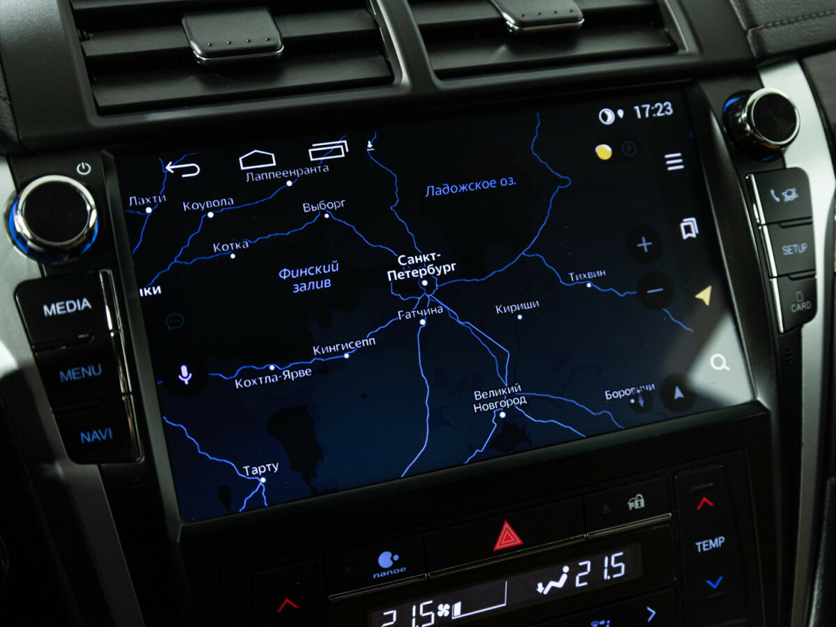 Toyota Camry с пробегом — 2016 год. Фото: #14