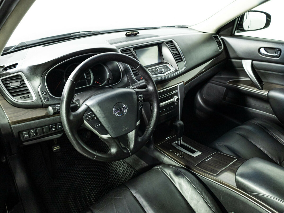 Nissan Teana с пробегом — 2012 год. Фото: #10