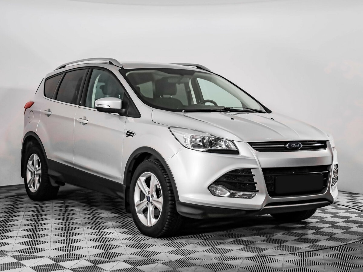 Ford Kuga с пробегом — 2016 год. Фото: #2