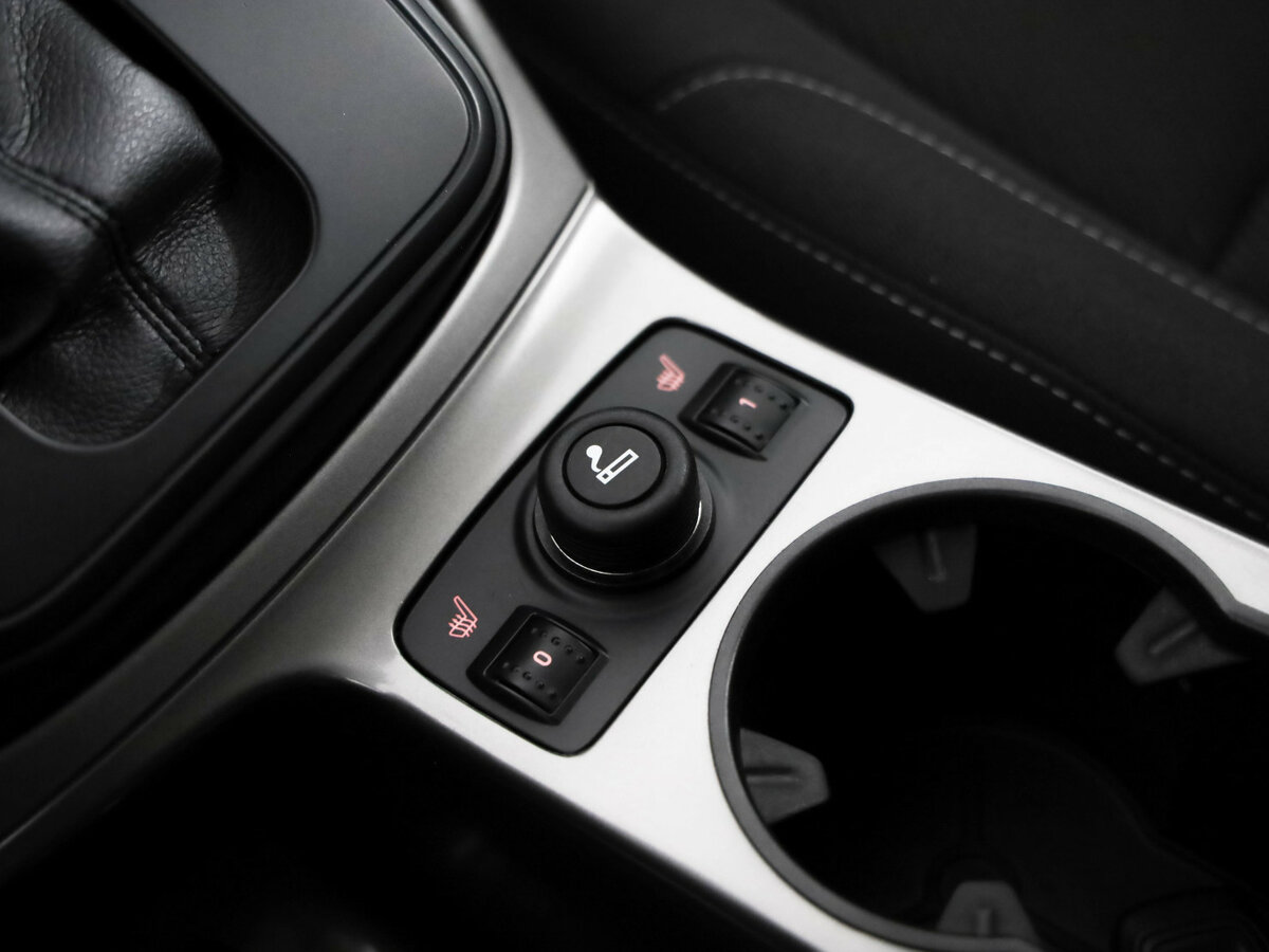 Ford Kuga с пробегом — 2016 год. Фото: #8