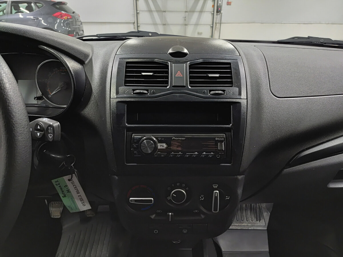 Lada (ВАЗ) Granta с пробегом — 2023 год. Фото: #14