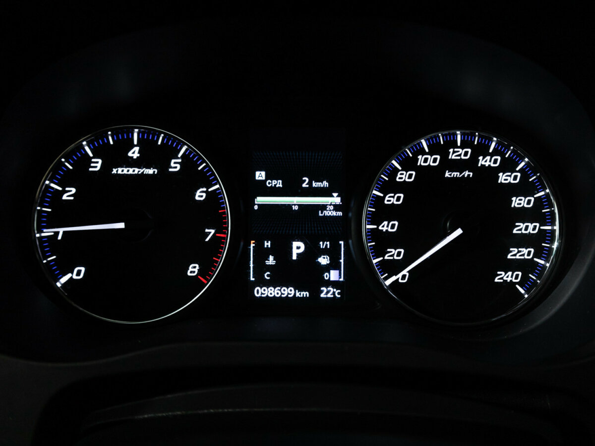 Mitsubishi Outlander с пробегом — 2020 год. Фото: #10